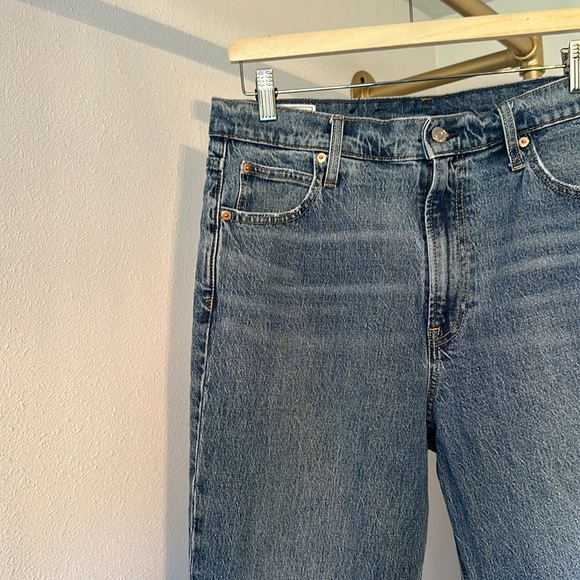 Gap Mom Jean High Rise - Picture 2 of 6